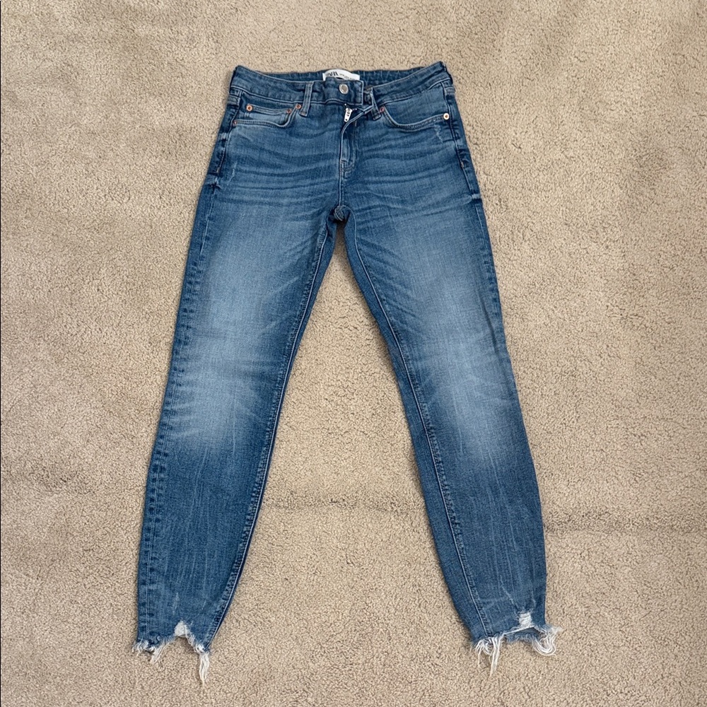 Zara Women's Cropped Blue Jeans with Distressed Hem